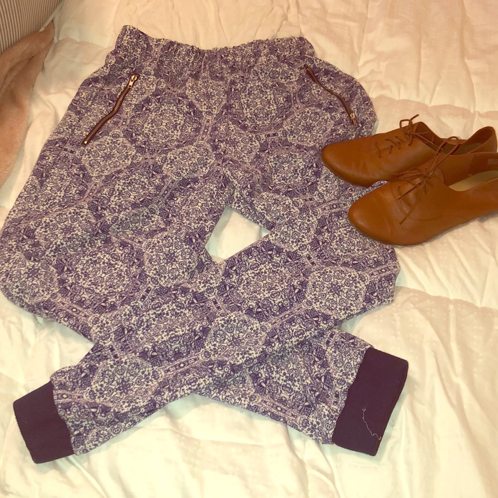 TRIBAL PRINT PANTS •